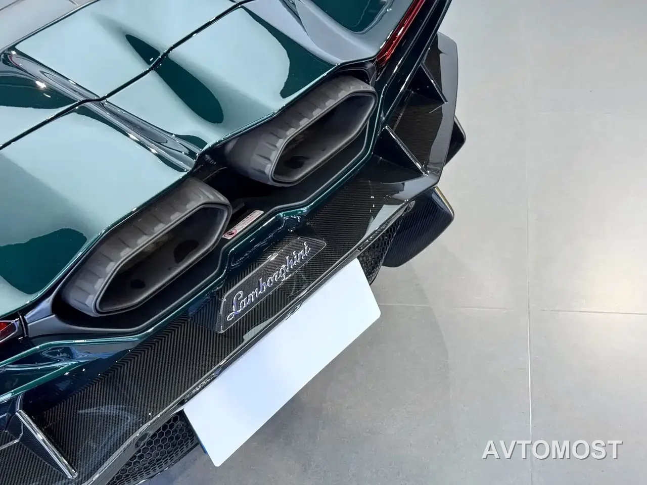 Lamborghini Revuelto 2023 6.5L PHEV Standard — фото 4