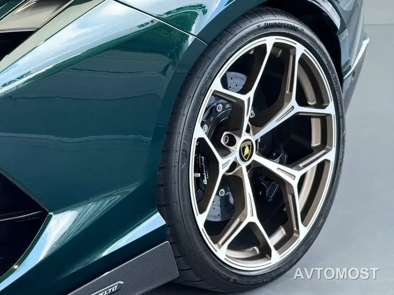 Lamborghini Revuelto 2023 6.5L PHEV Standard — фото 3