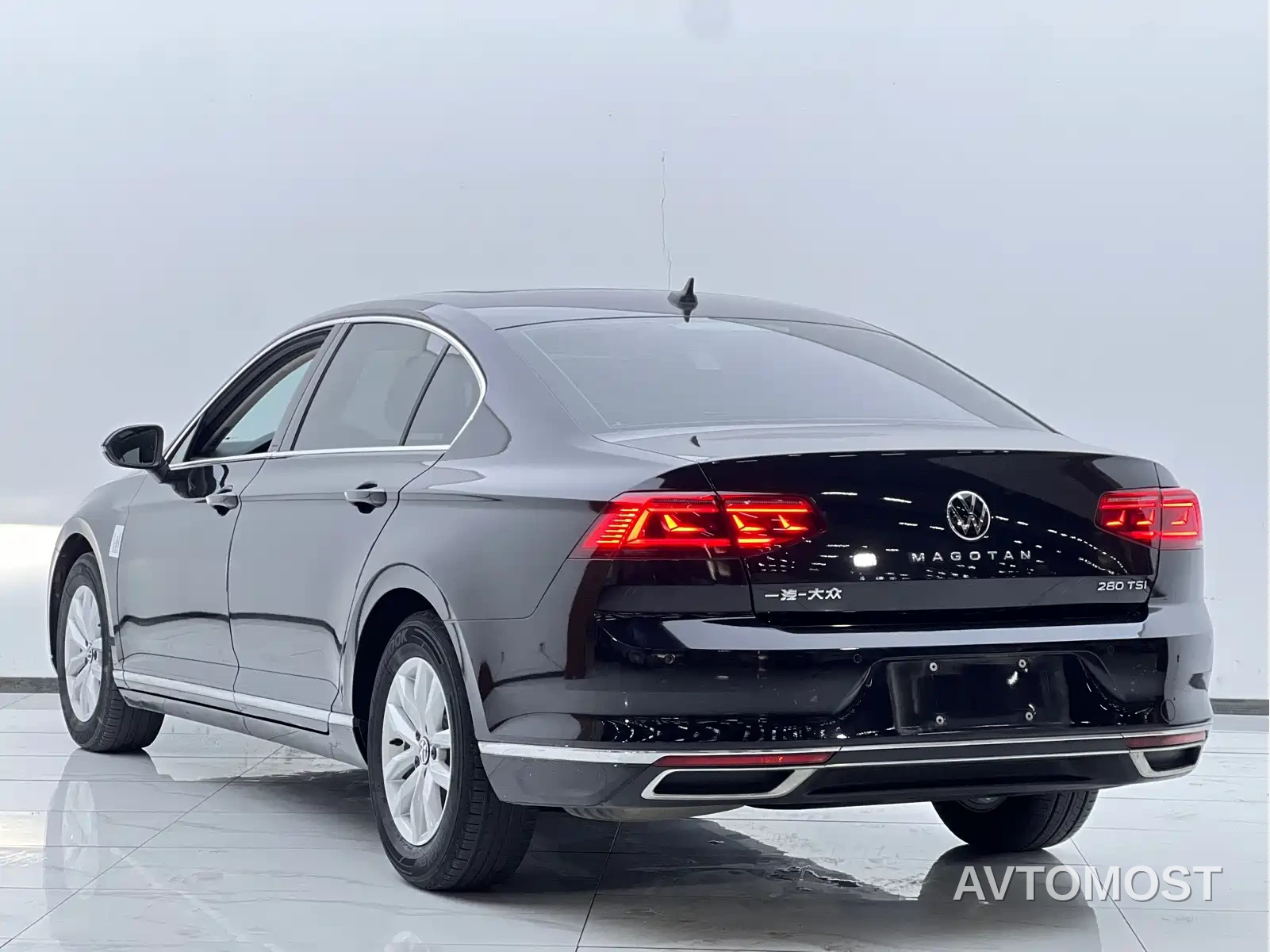 Volkswagen Magotan 2020 280TSI DSG Comfort — фото 3