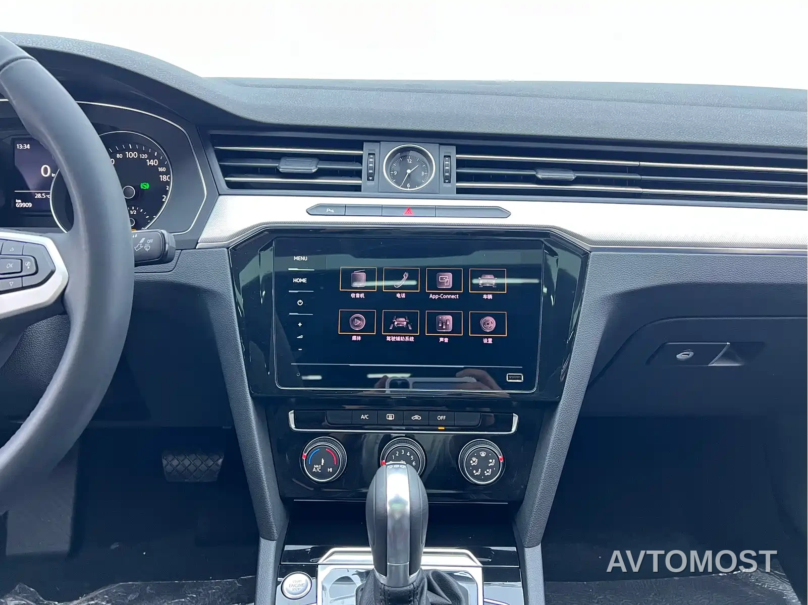 Volkswagen Magotan 2020 280TSI DSG Comfort — фото 10
