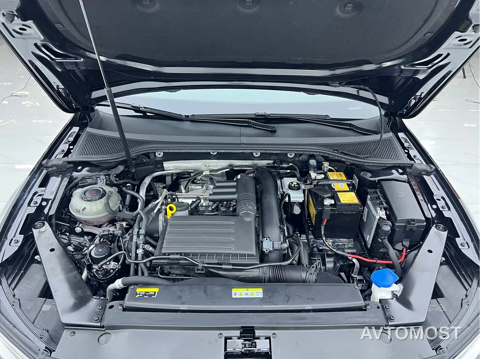 Volkswagen Magotan 2020 280TSI DSG Comfort — фото 27