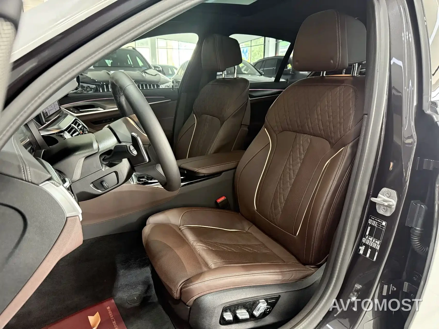 BMW 5 Series (Import) 2022 Facelift 540i Style Edition M Sport Package — фото 6