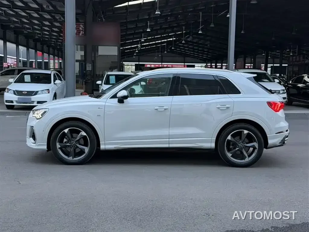 Audi Q3 2022 35 TFSI Fashion Dynamic — фото 7