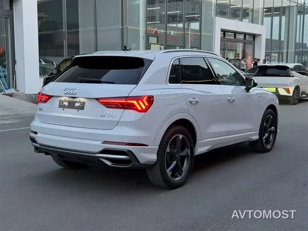 Audi Q3 2022 35 TFSI Fashion Dynamic — фото 10