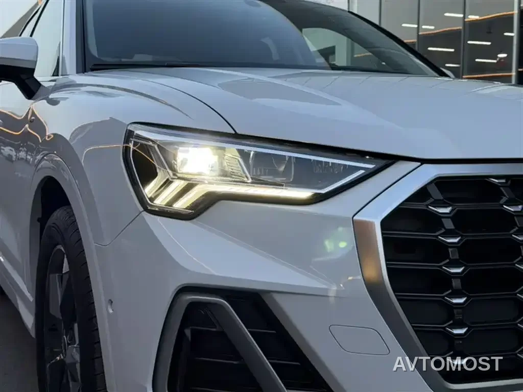 Audi Q3 2022 35 TFSI Fashion Dynamic — фото 11