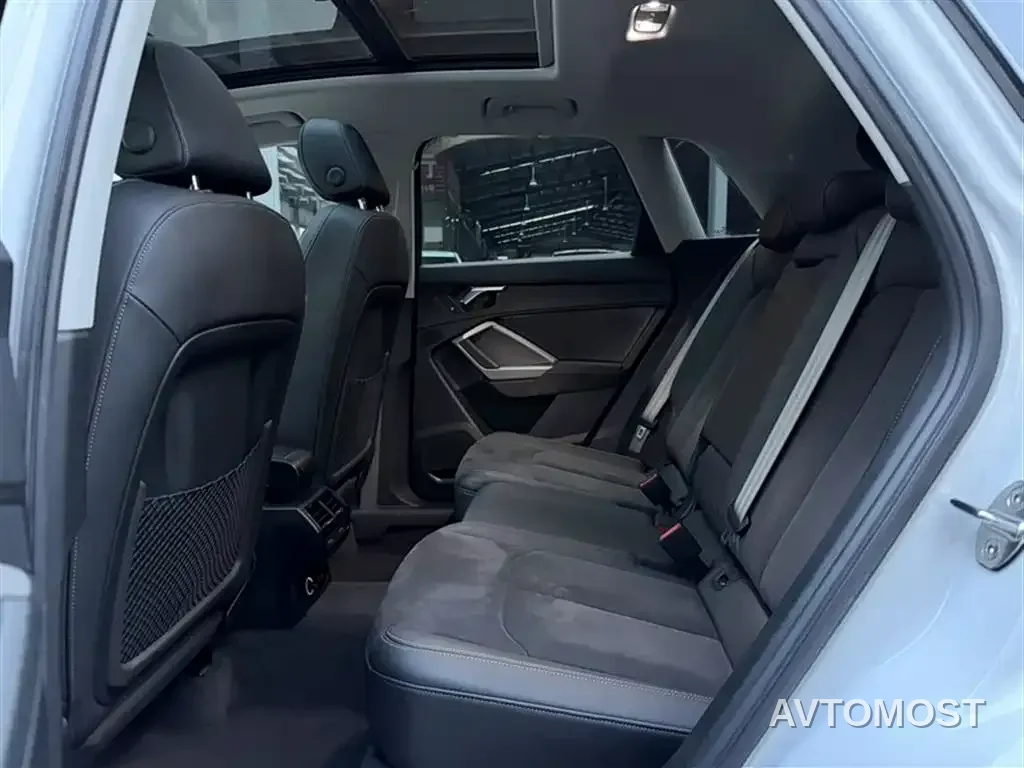 Audi Q3 2022 35 TFSI Fashion Dynamic — фото 19