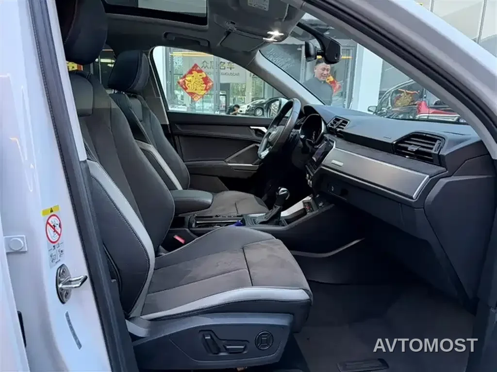 Audi Q3 2022 35 TFSI Fashion Dynamic — фото 20