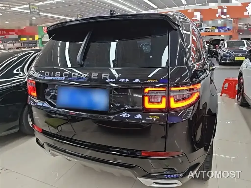 Land Rover Discovery Sport 2020 249PS R-Dynamic Performance Tech 7-seater — фото 5