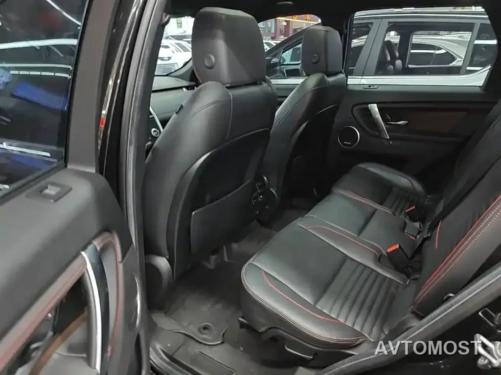 Land Rover Discovery Sport 2020 249PS R-Dynamic Performance Tech 7-seater — фото 11