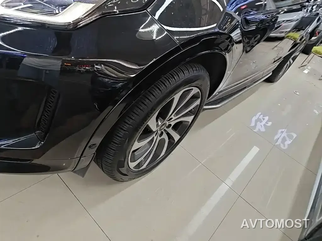 Land Rover Discovery Sport 2020 249PS R-Dynamic Performance Tech 7-seater — фото 16