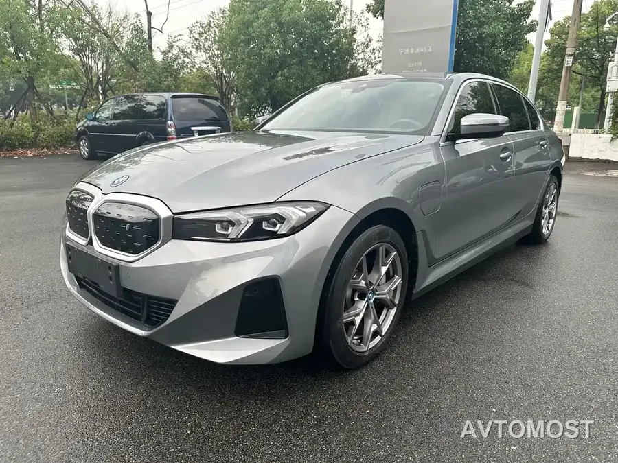 BMW i3 2024 eDrive 35 L