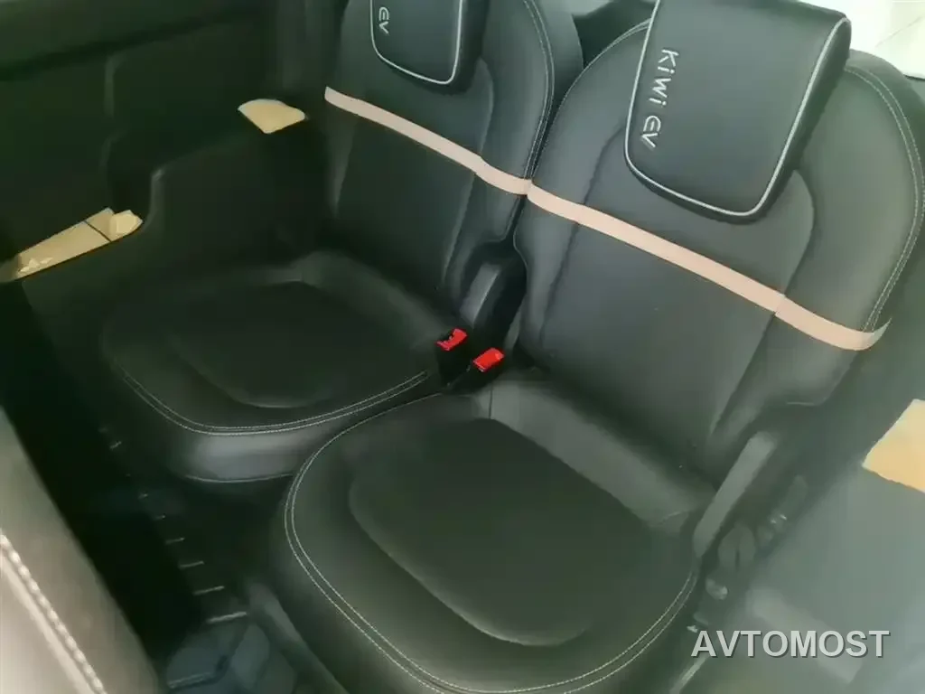 Baojun KiWi EV 2022 Designer Lite NMC — фото 16