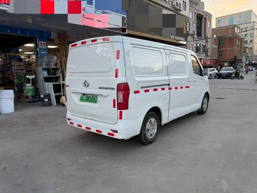 Changan Ruixing EM60 2021 Pure Electric Van Truck 60kW — фото 7