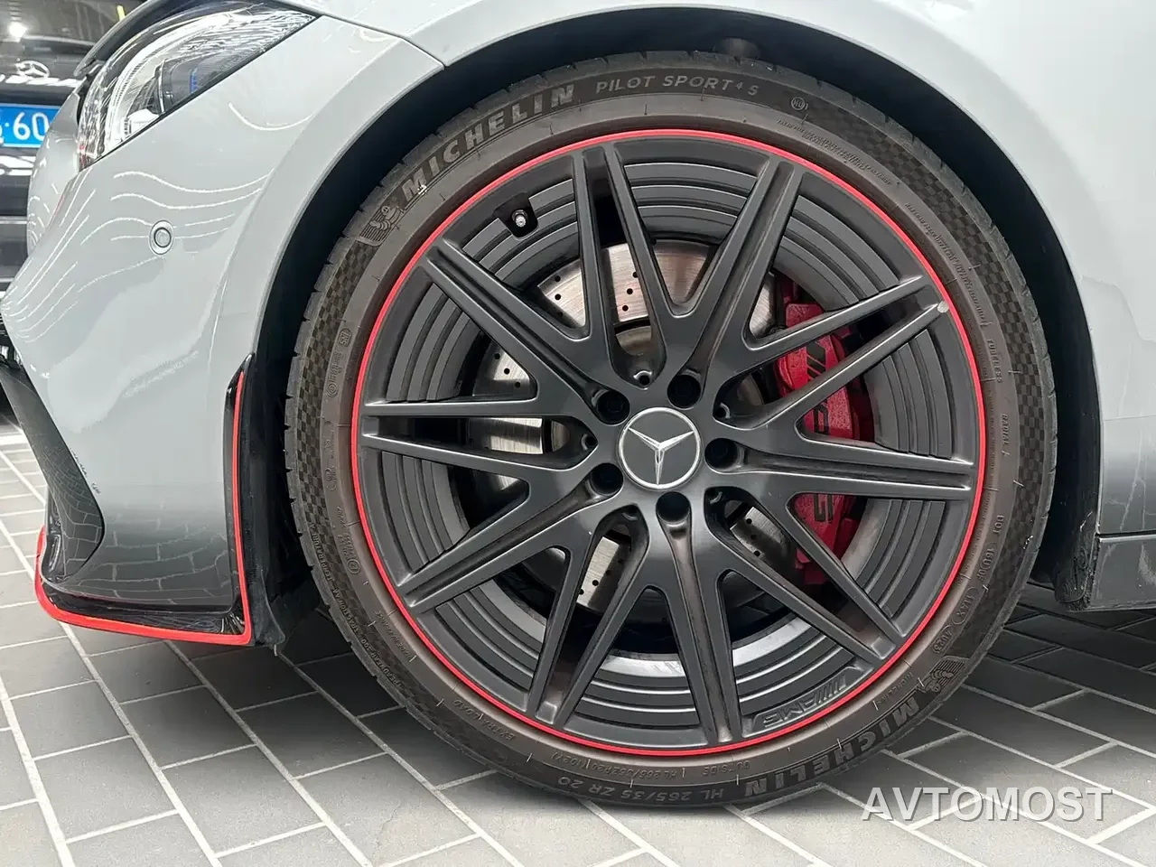 Mercedes-Benz C-Class AMG New Energy 2024 Mercedes-AMG C 63 S E PERFORMANCE F1 Edition — фото 5