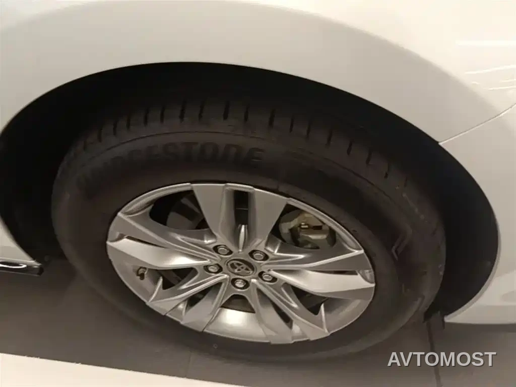 Toyota Sienna 2021 2.5L Hybrid Ultimate Edition — фото 14