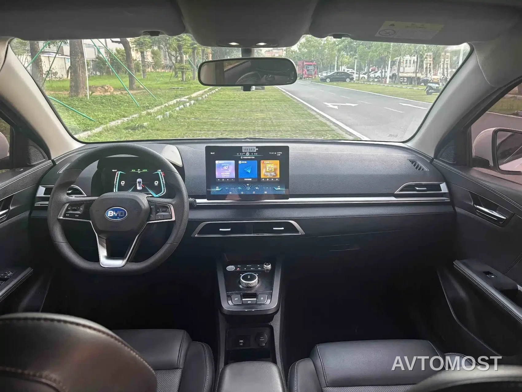 BYD e2 2021 Leading Comfort Edition — фото 6