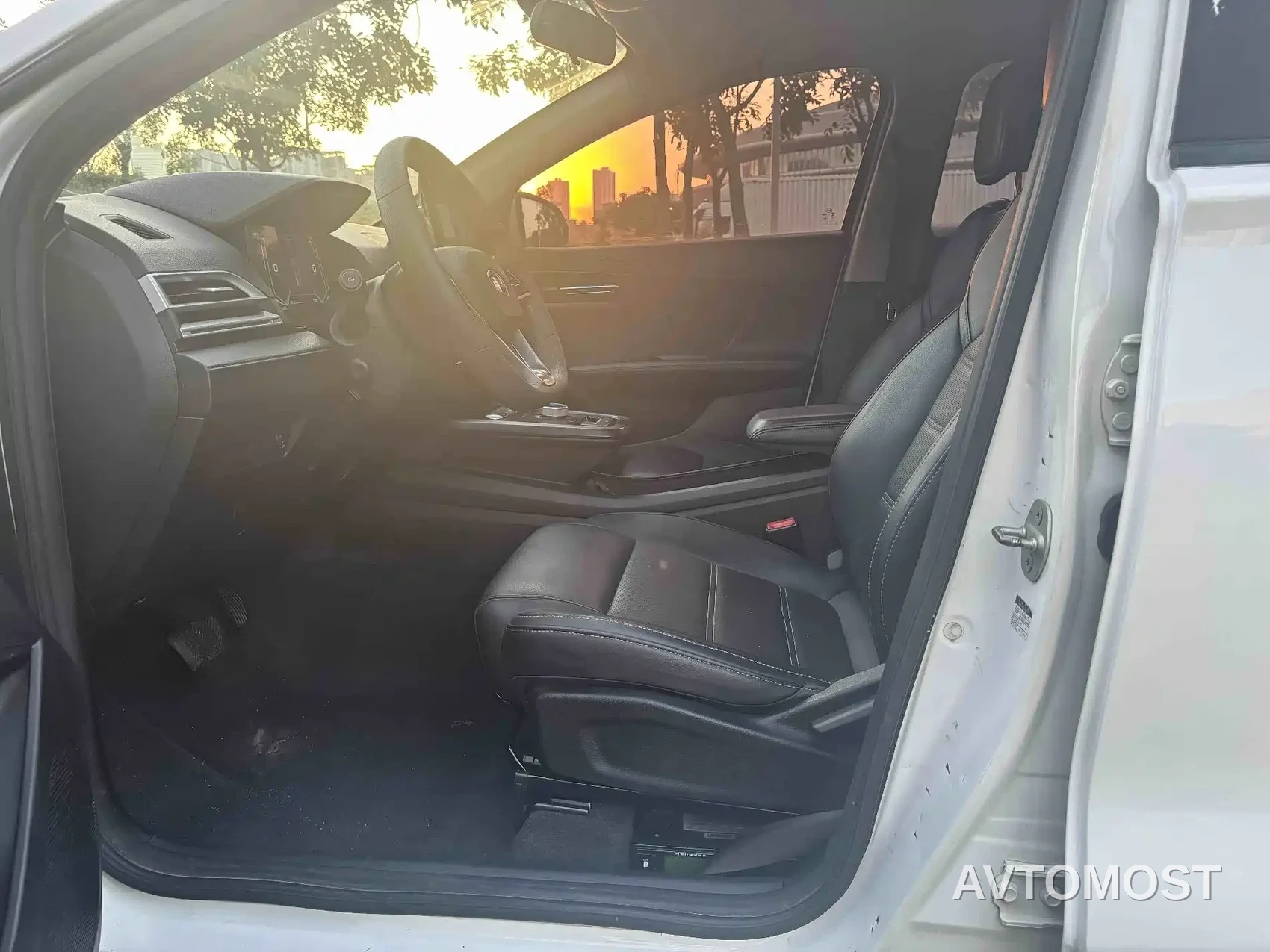 BYD e2 2021 Leading Comfort Edition — фото 10