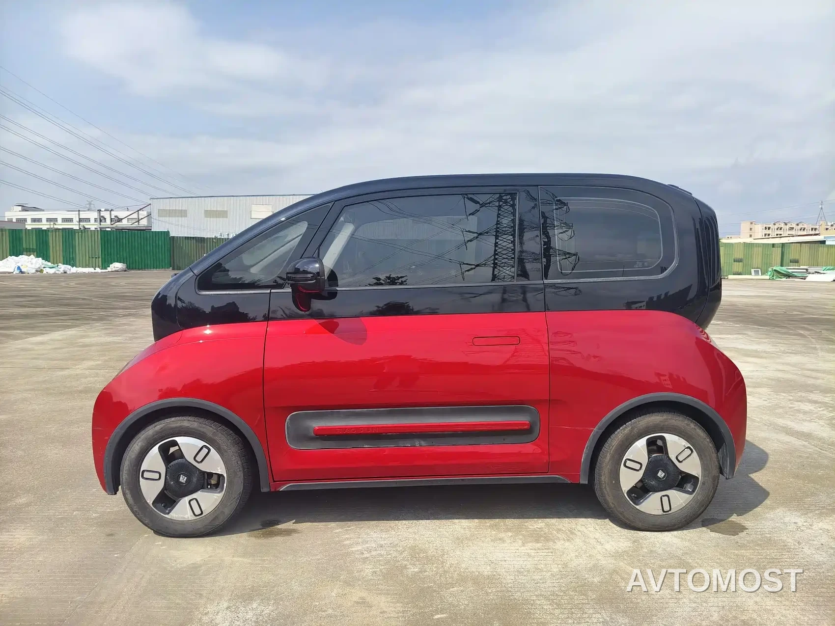 Baojun E300 2020 Plus Stellar Smart Travel Edition — фото 7