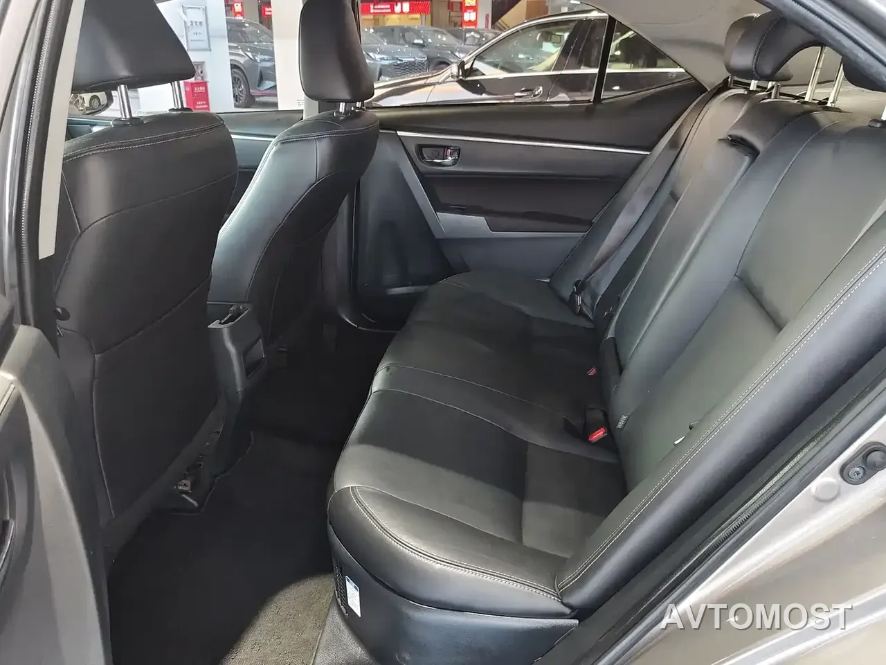Toyota Corolla Twin Engine E+ 2020 1.8L E-CVT Comfort Edition — фото 8