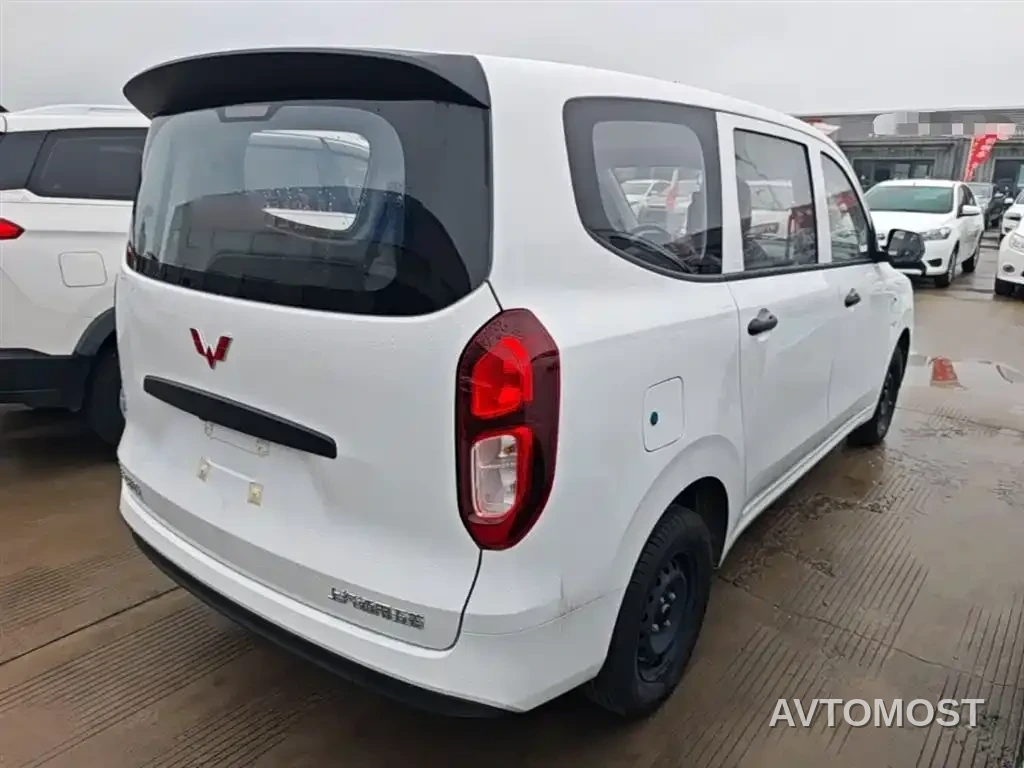 Wuling Hongguang New Energy 2025 Model Range Extender Hybrid 50KM Standard — фото 6