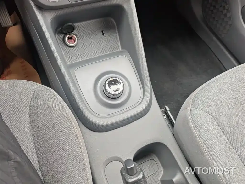 Wuling Hongguang New Energy 2025 Model Range Extender Hybrid 50KM Standard — фото 12