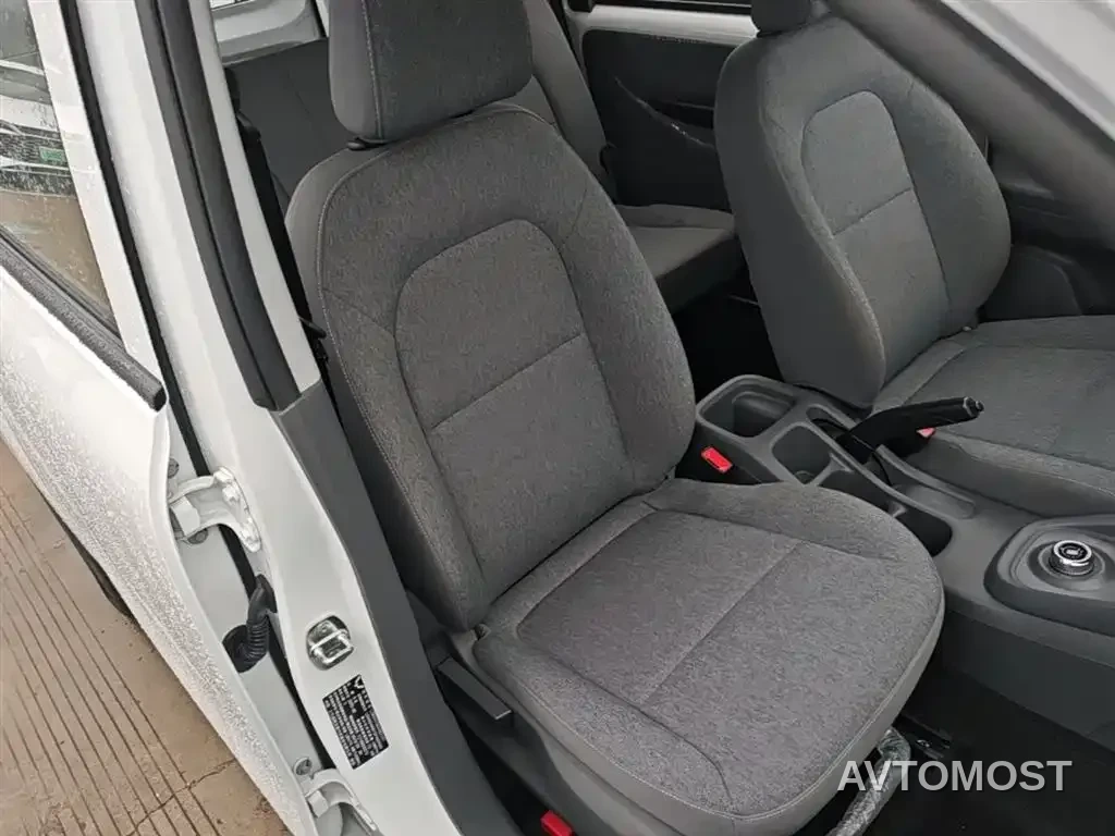 Wuling Hongguang New Energy 2025 Model Range Extender Hybrid 50KM Standard — фото 21