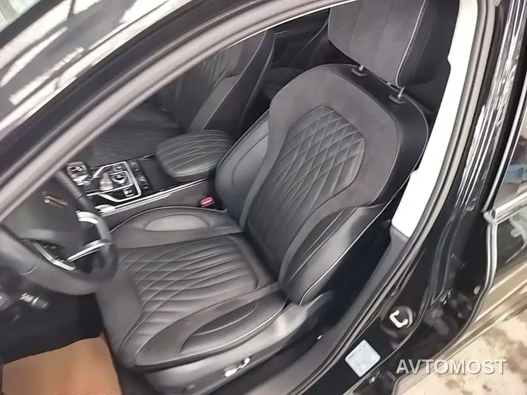Hongqi HS5 2022 Facelift 2.0T Smart Flag Enjoyment Edition — фото 8