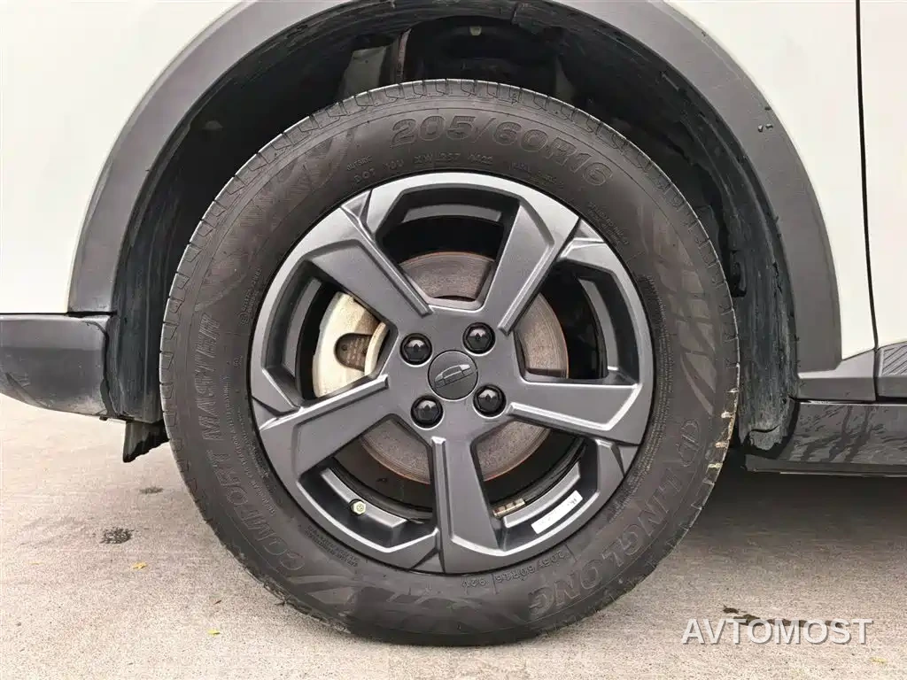 Geely Geometry E Firefly 2023 401KM Linglong Tiger 5-Seater — фото 17