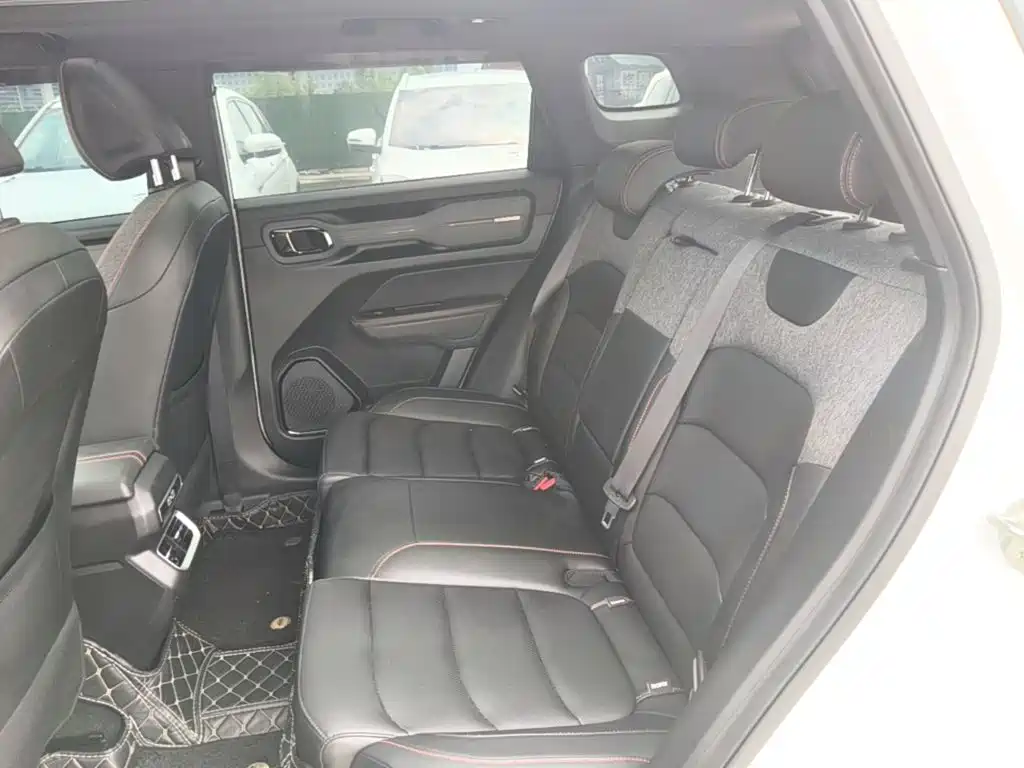 Geely Cowboy 2025 1.5TD Adventure Edition — фото 13