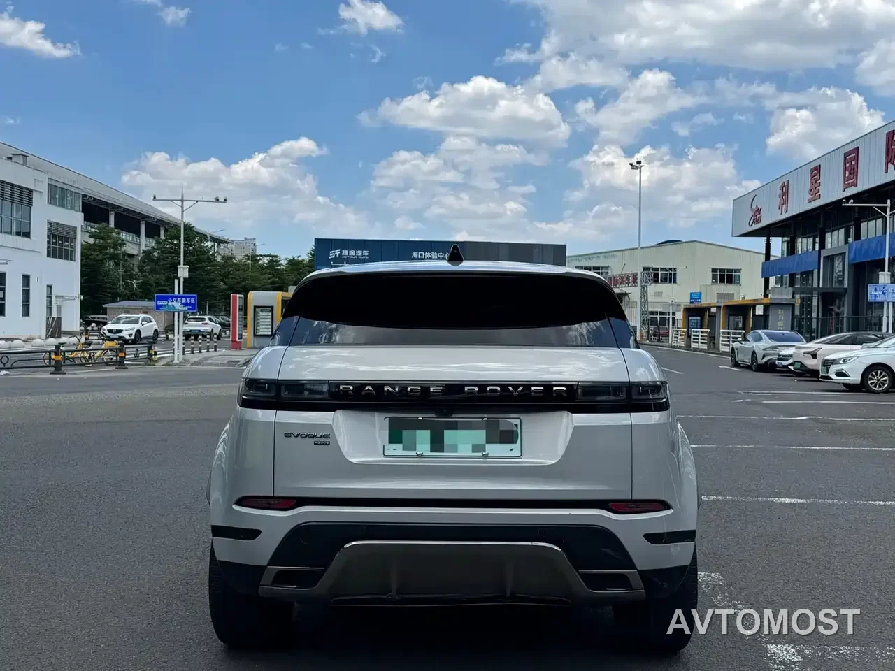Land Rover Range Rover Evoque New Energy 2022 Range Rover Evoque L P300e Plug-in Hybrid — фото 7