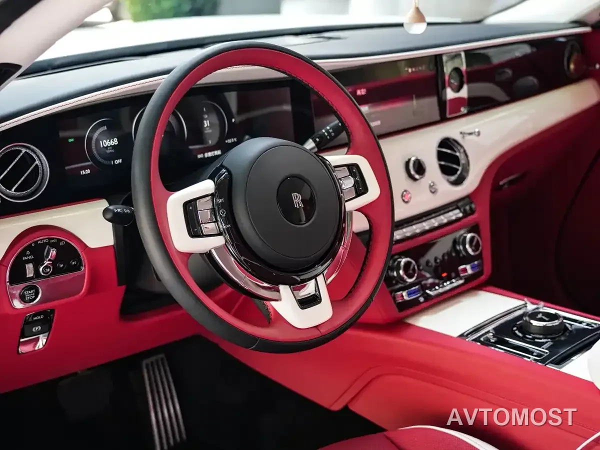 Rolls-Royce Spectre 2024 Standard Model — фото 3