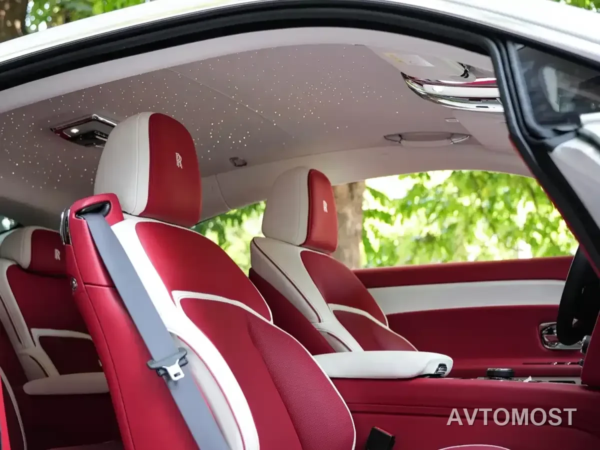 Rolls-Royce Spectre 2024 Standard Model — фото 4