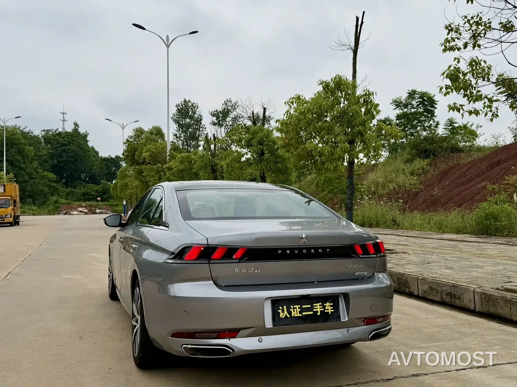 Peugeot 508 2022 508L 400THP PureTech Driving Control Edition — фото 8