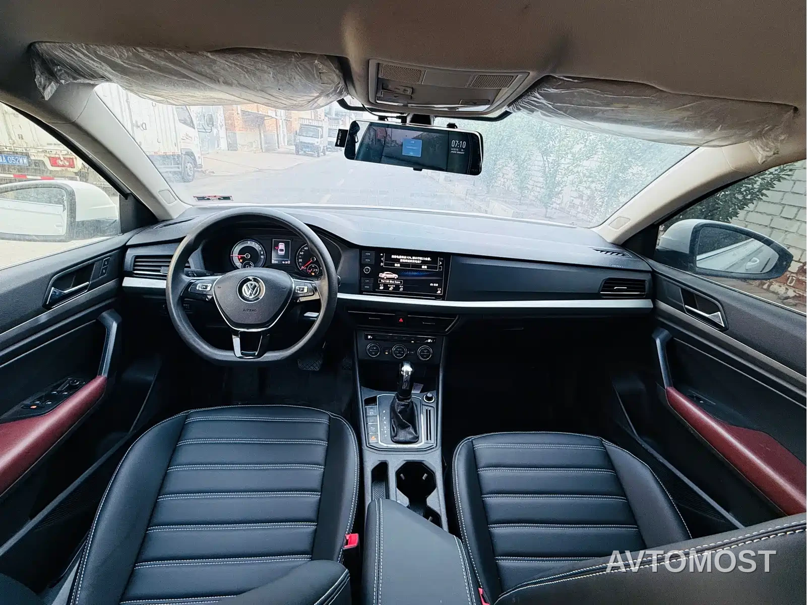 Volkswagen VW Lavida EV 2019 Premium Edition — фото 6