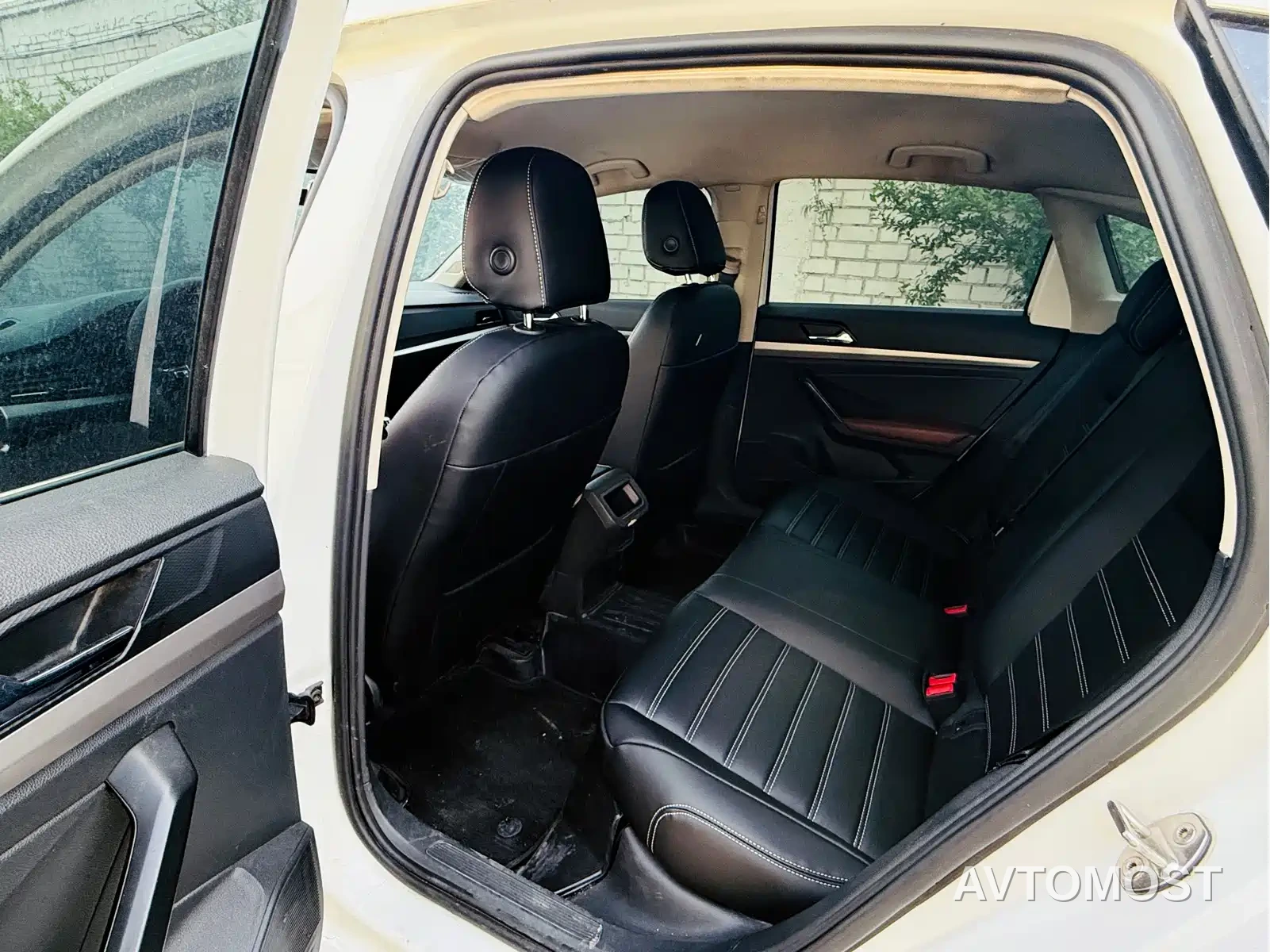 Volkswagen VW Lavida EV 2019 Premium Edition — фото 8