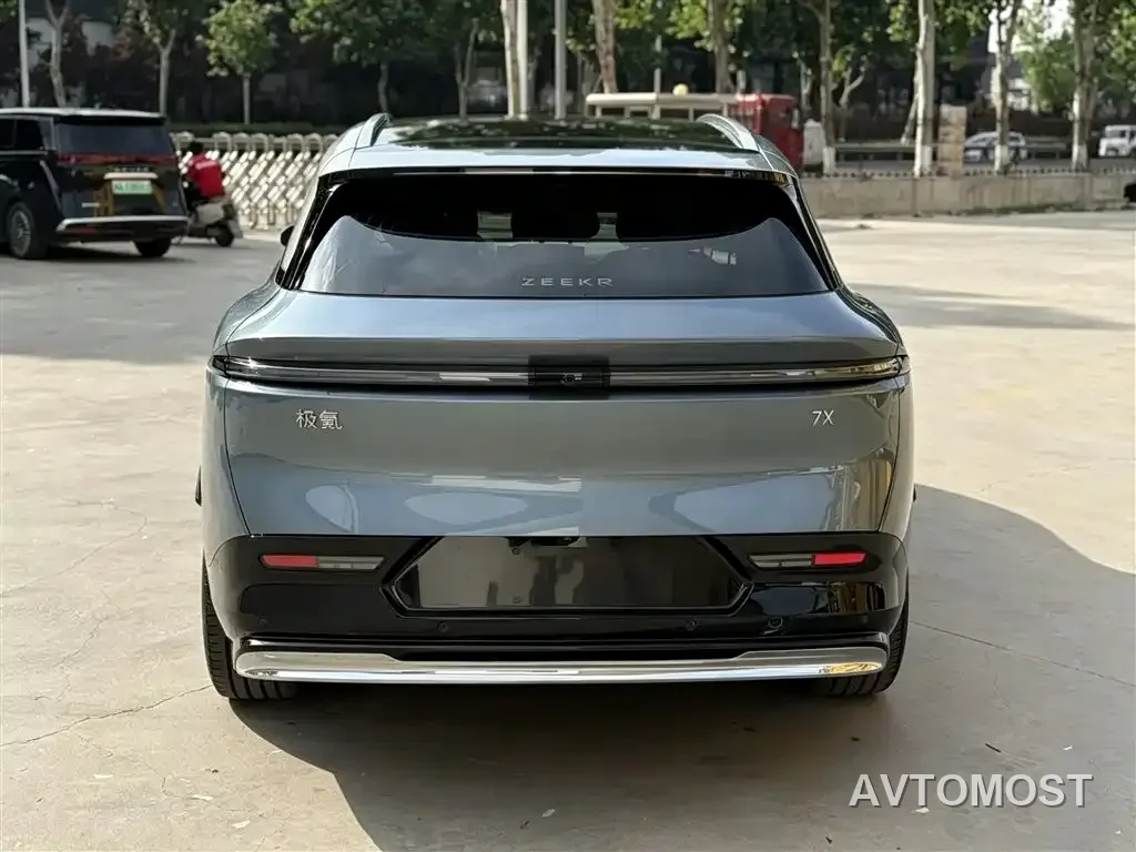 Zeekr 7X 2025 Model 75kWh RWD Smart Driving Edition — фото 8