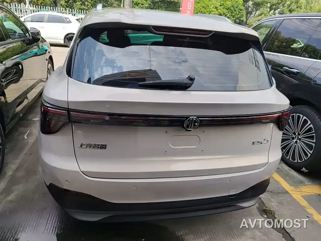 MG ES5 2025 525max RWD Smart Driving Edition — фото 6