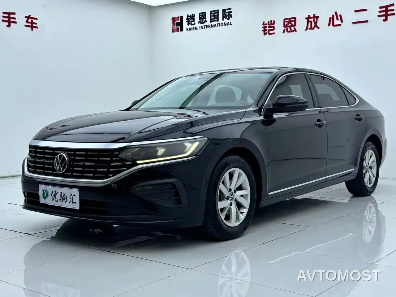 Volkswagen Passat 2022 280TSI Business Edition — фото 5
