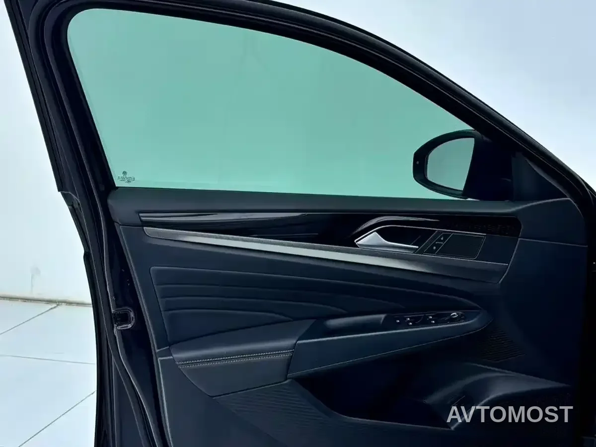 Volkswagen Passat 2022 280TSI Business Edition — фото 17