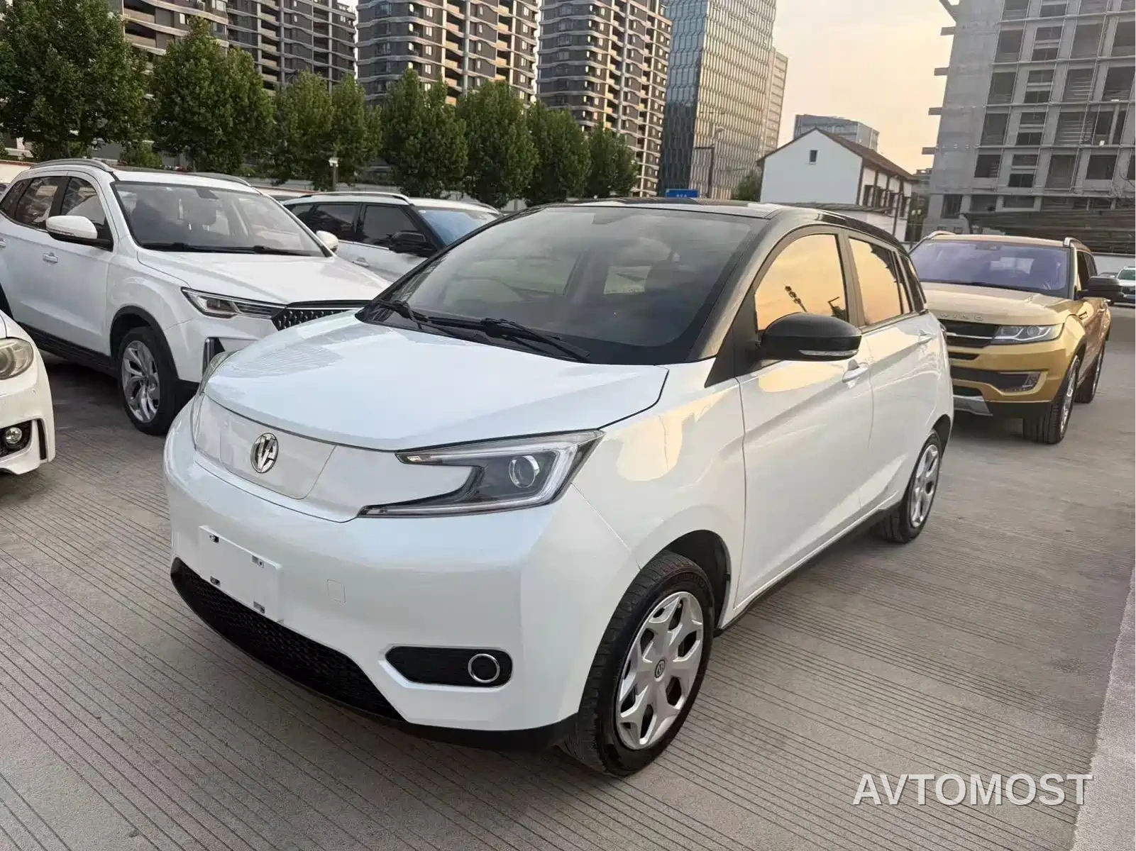 Electric House YOUNG Guang Xiaoxin 2023 302KM Pearl Edition — фото 1