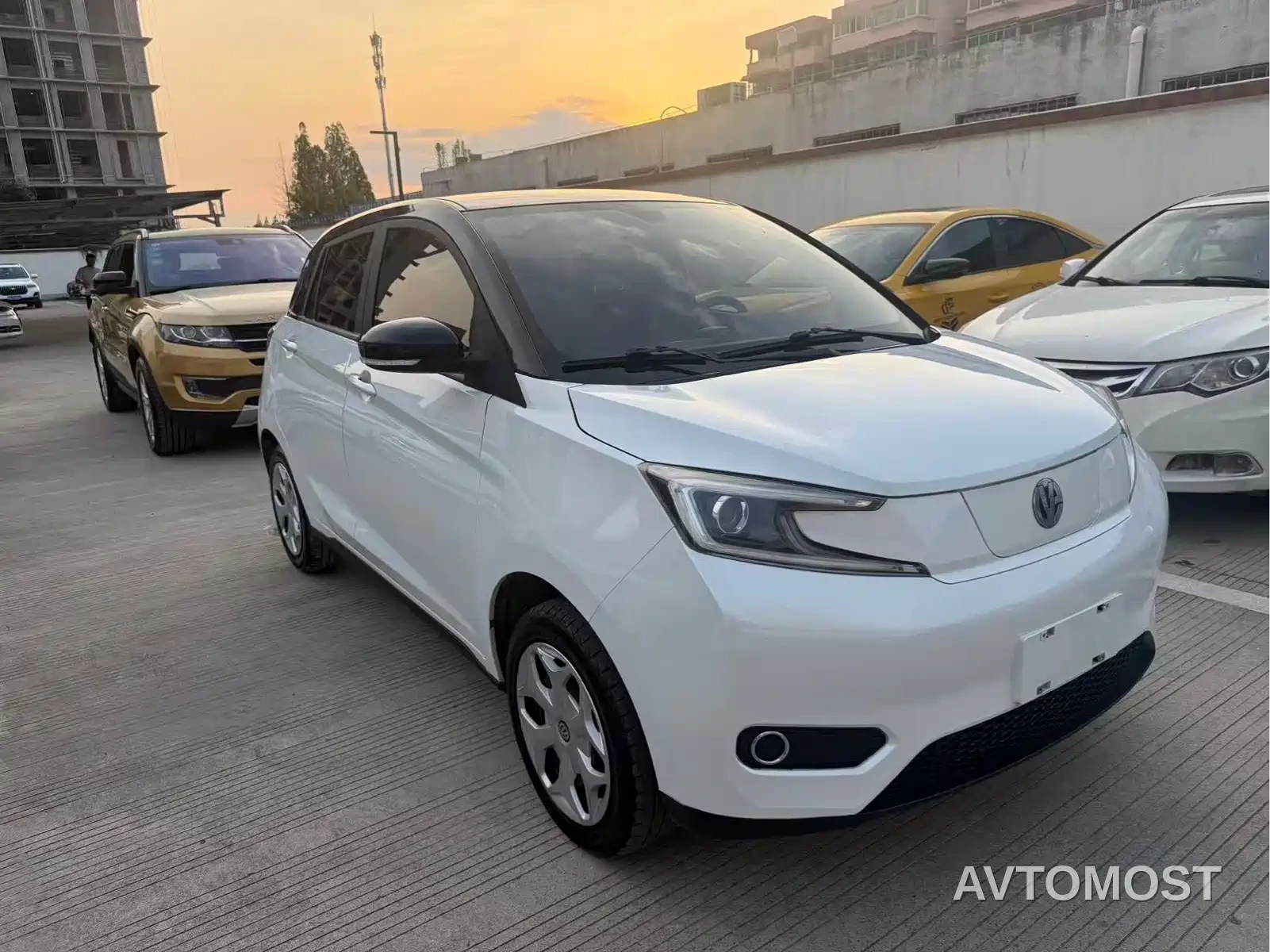 Electric House YOUNG Guang Xiaoxin 2023 302KM Pearl Edition — фото 3