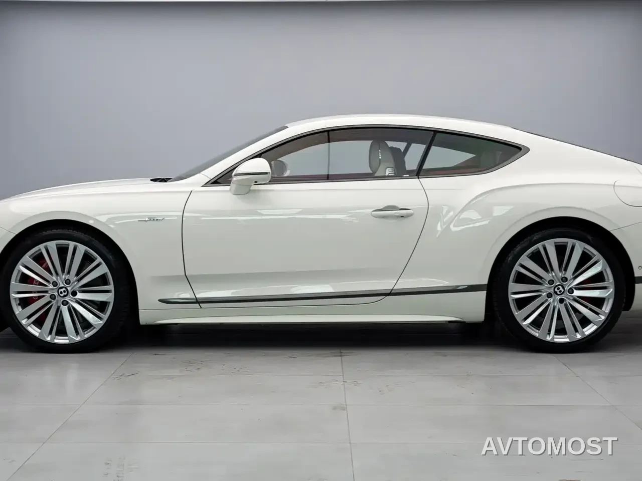 Bentley Continental Plug-in Hybrid 2025 GT Ultimate Edition — фото 4