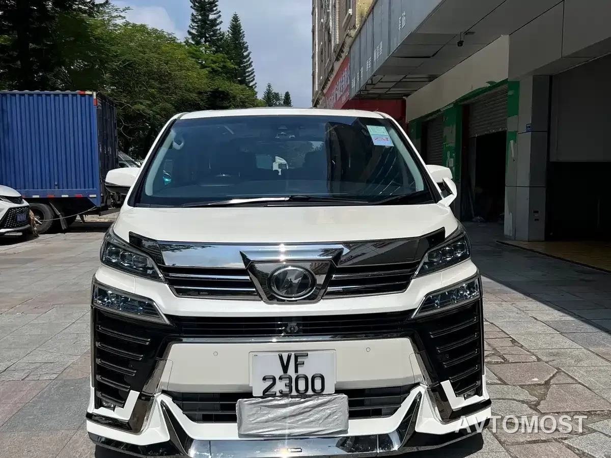 Toyota Vellfire — фото 4
