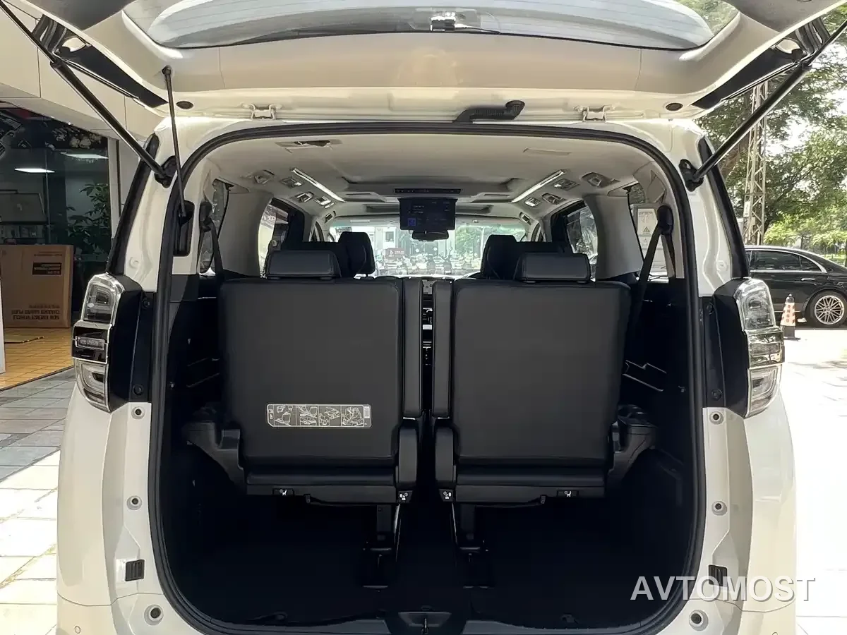 Toyota Vellfire — фото 24