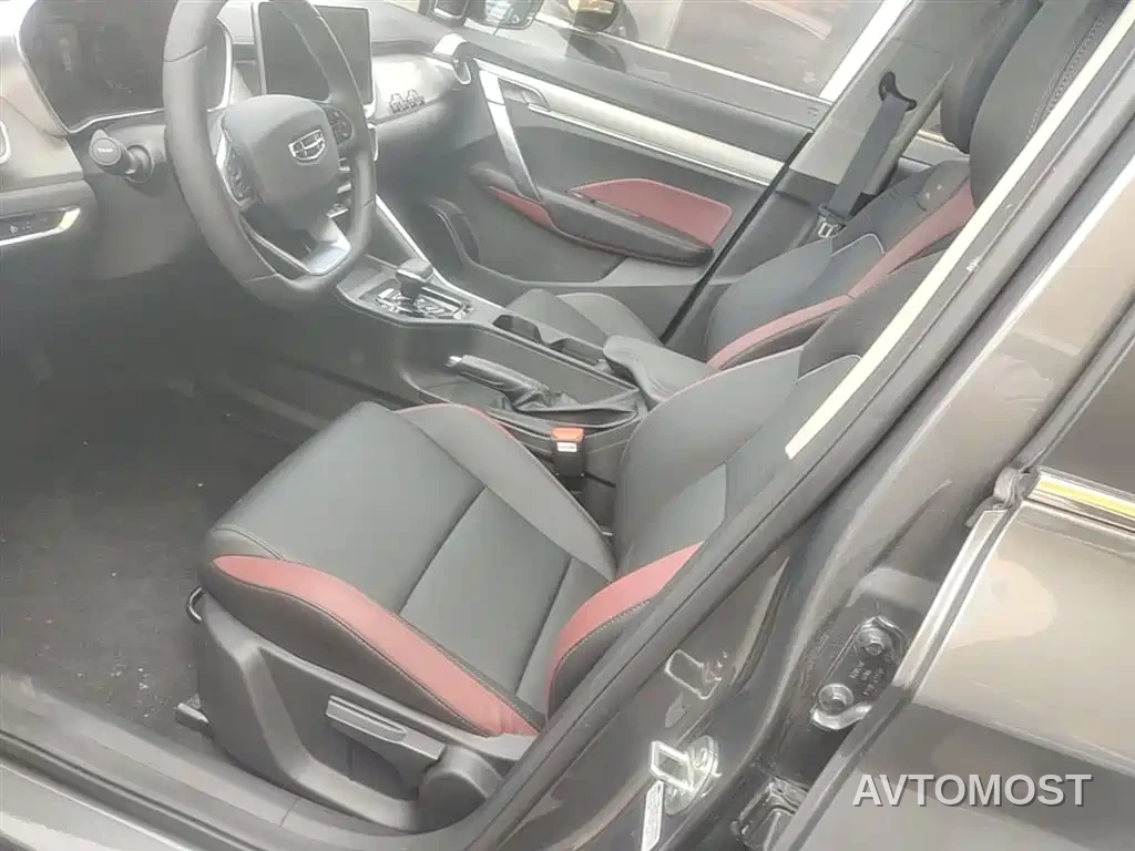 Geely Binyue 2021 1.4T DCT Platinum Edition — фото 15