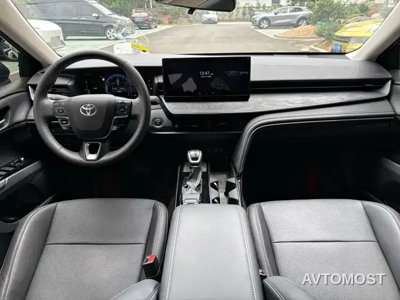 Toyota Camry 2024 Hybrid 2.0HGVP Luxury Edition — фото 5
