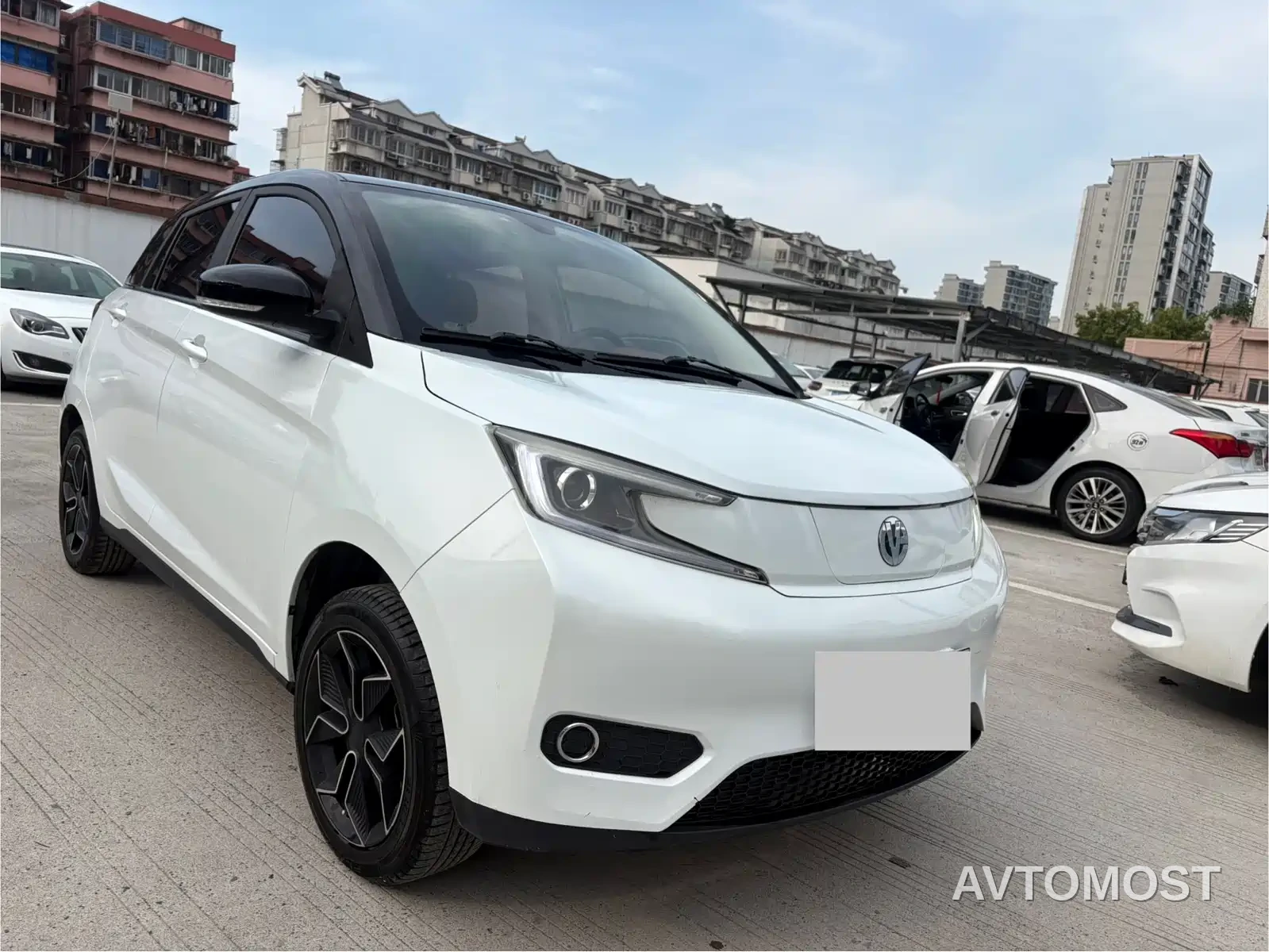 Electric House YOUNG Guang Xiaoxin 2021 Model S400 5-seater — фото 2