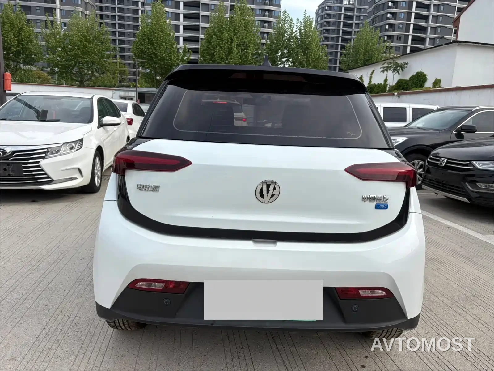Electric House YOUNG Guang Xiaoxin 2021 Model S400 5-seater — фото 5