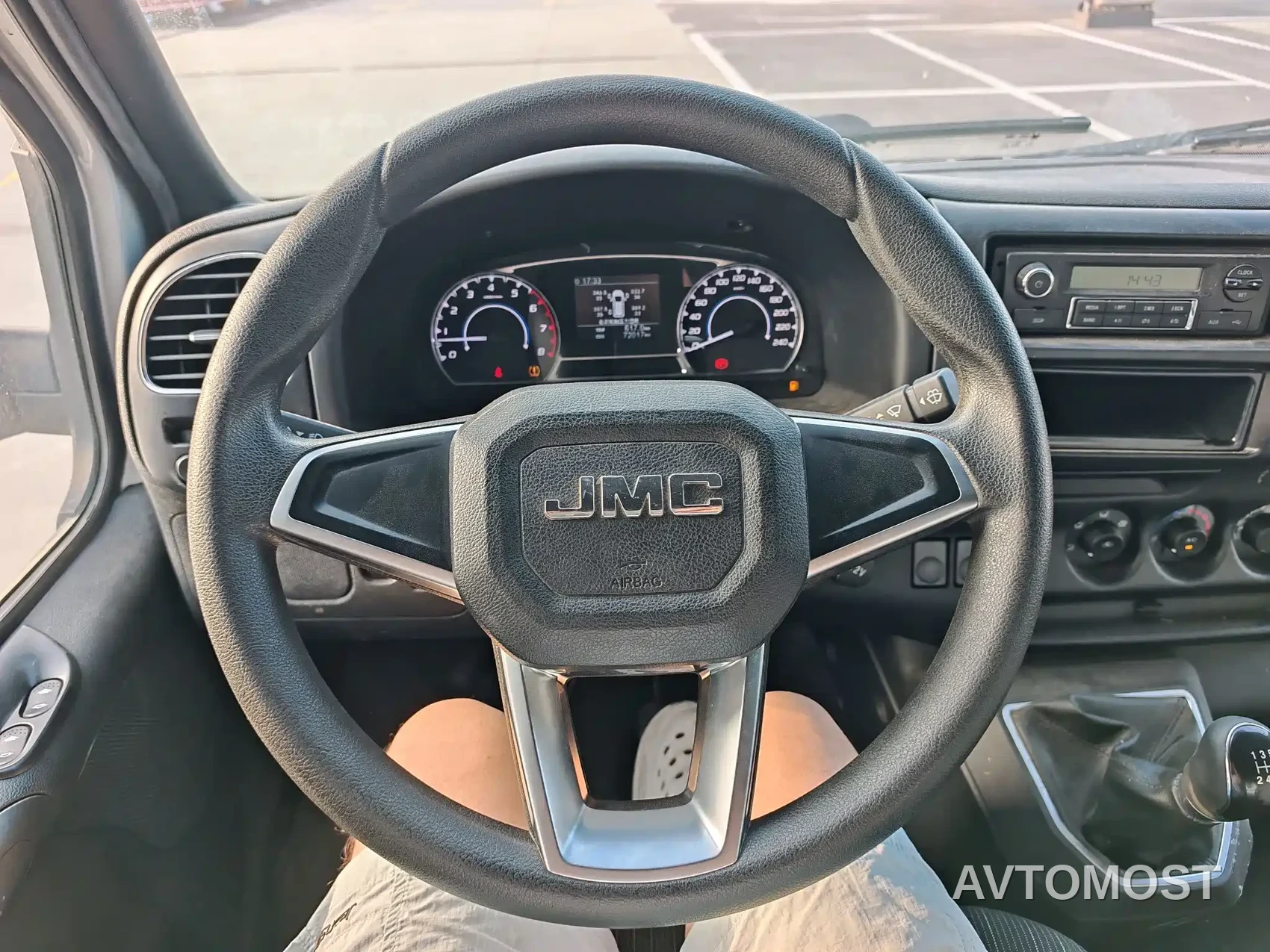 Jiangling Tesun 2019 2.8T Commercial Long Wheelbase Medium Roof 6-Seater Single Rear Tire China VI JX493 — фото 8