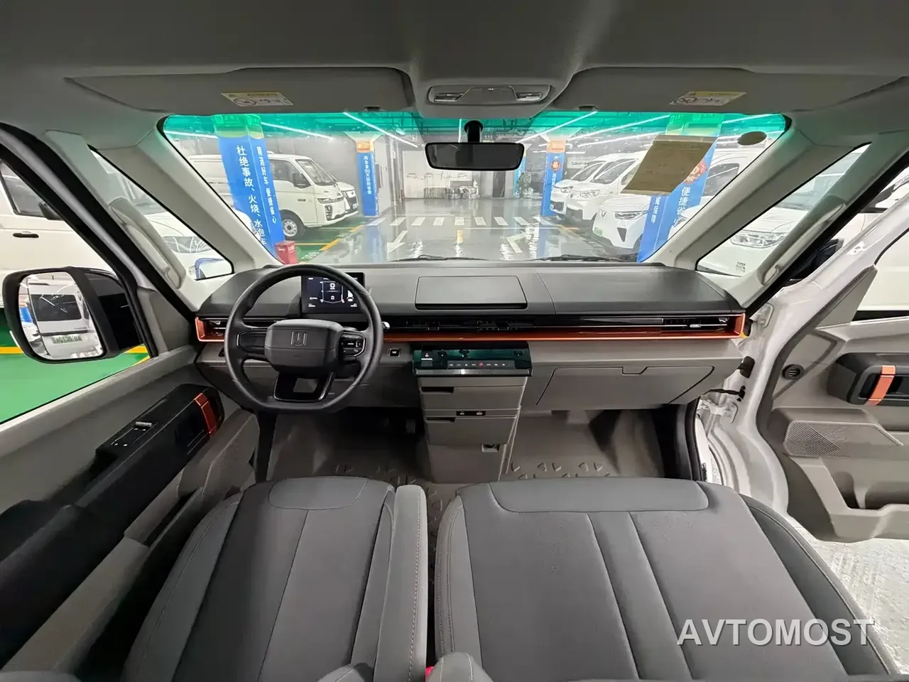 Yuan Cheng Farizon Super VAN 2025 Smart Wealth Edition Action 51kWh — фото 9